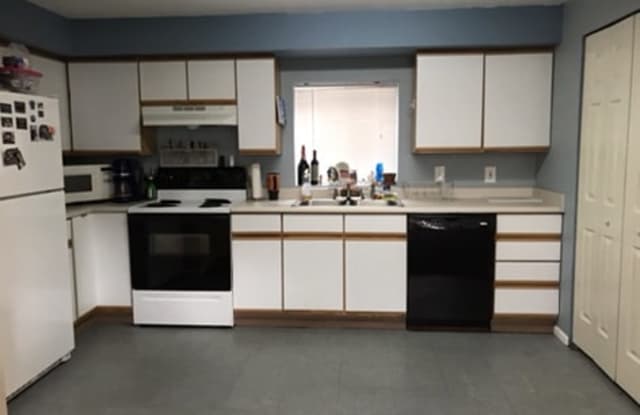 2004 8th Avenue, Unit 2A - 2004 8th Ave, Greeley, CO 80631