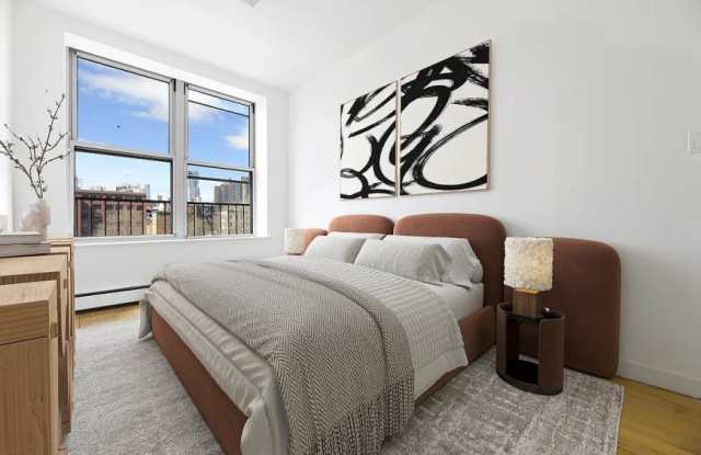 118 Ridge Street Gallery 1
