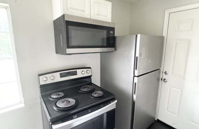 905 30th Avenue North - A Gallery 3