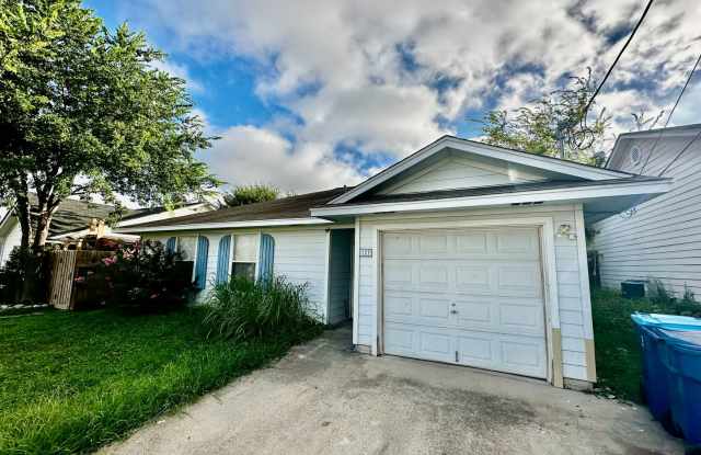 3/2 On Amelia CT photos photos