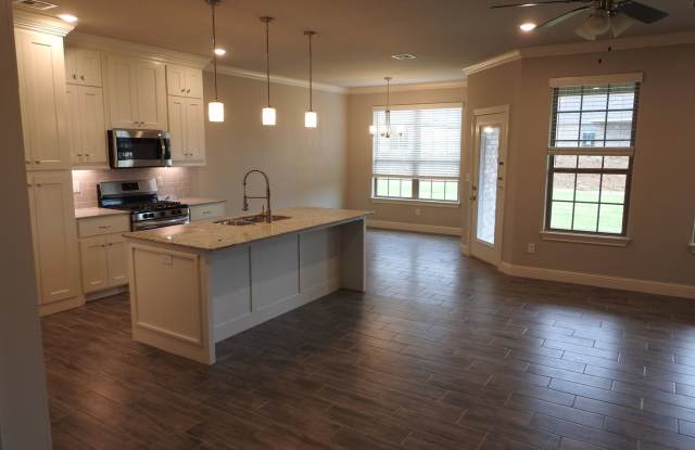2021 Construction! 4 Bedroom 2 Bathroom home. Now Leasing photos photos
