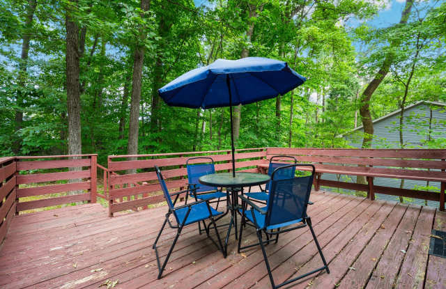 2be / 1.5ba Duplex Unit A - Great Convenient Location - With Garage photos photos
