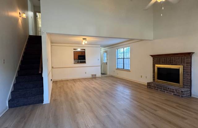 5823 Grassy Valley Drive Gallery 2