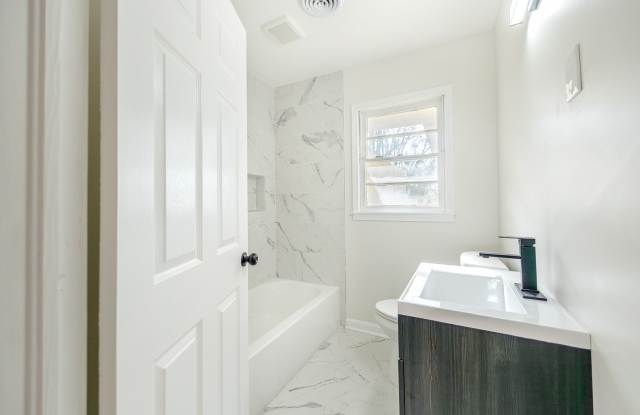 AVAILABLE JUNE 1st- 3 BEDROOM 2 BATHS photos photos AVAILABLE JUNE 1st- 3 BEDROOM 2 BATHS photos photos