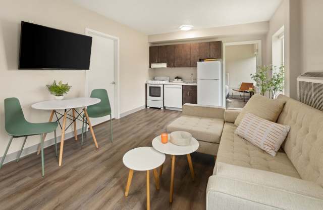 Furnished apartments with flexible lease terms and unbeatable building amenities. Gallery 4
