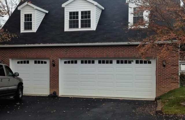 5625 OLD CLIFTON ROAD - 5625 Old Clifton Road, Centreville, VA 20124