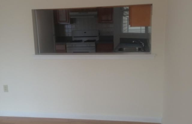 645 Jefferson Place - 645 Jefferson Place, Bronx, NY 10456