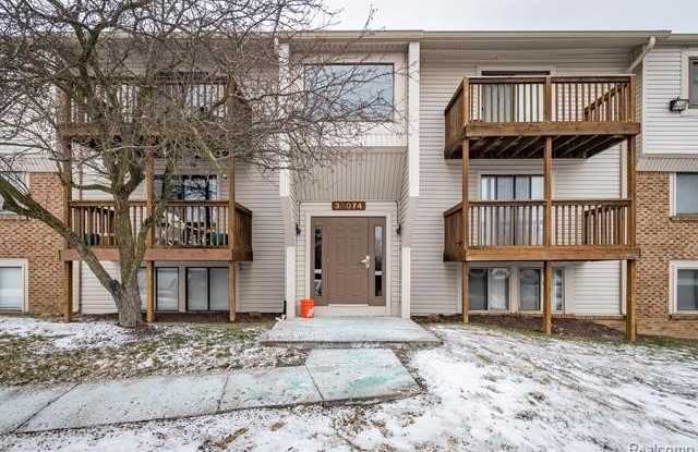 30074 W 12 MILE Road - 30074 West 12 Mile Road, Farmington Hills, MI 48334