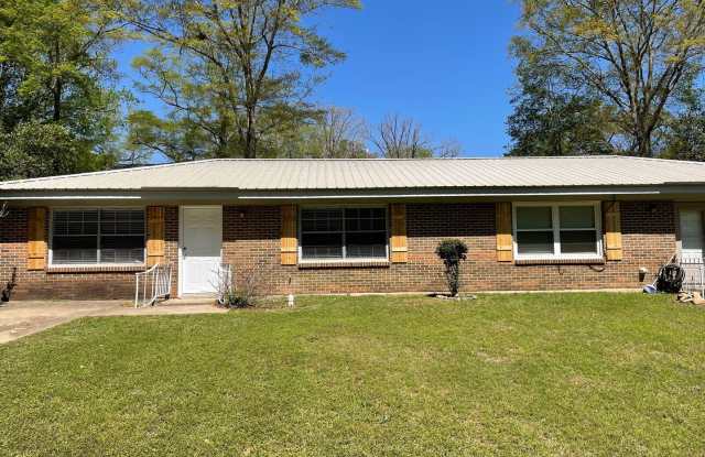 2Bed/1Bath Available in August! photos photos
