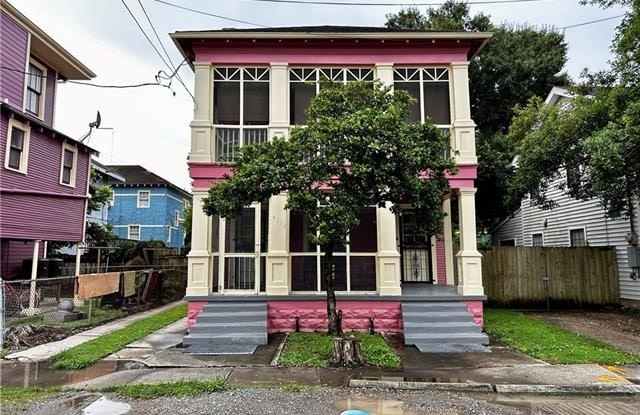 2117 DANTE Street photos photos