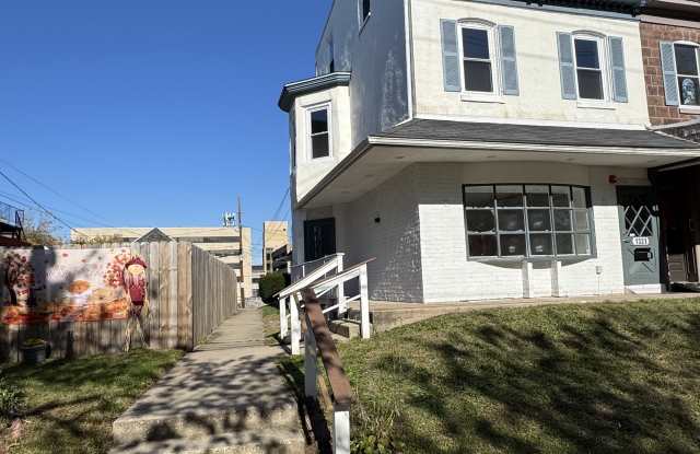 1321 Dekalb St photos photos