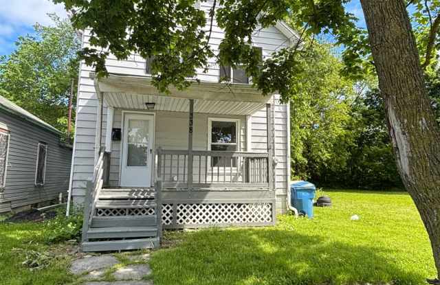 section 8 welcome, 4 bedroom, 1 bathroom spacious photos photos