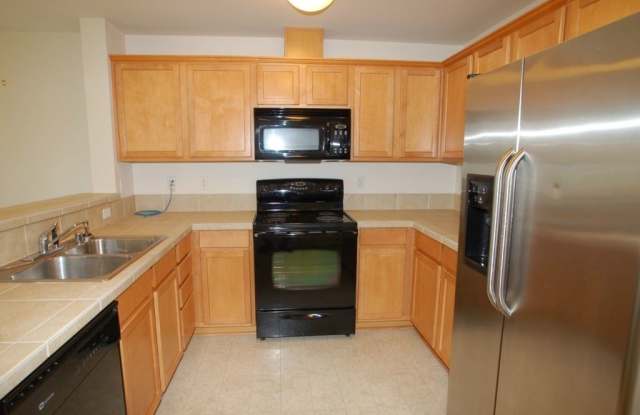 1957 23rd PL NE  #203 Gallery 4