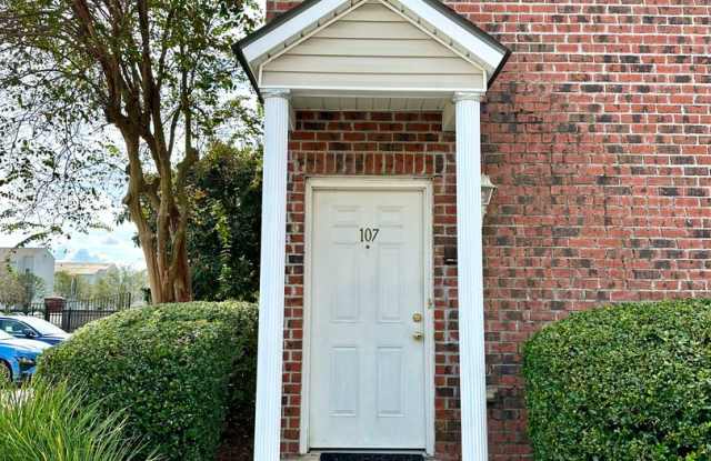 Courtney Place Condominiums 3BR 2BA photos photos