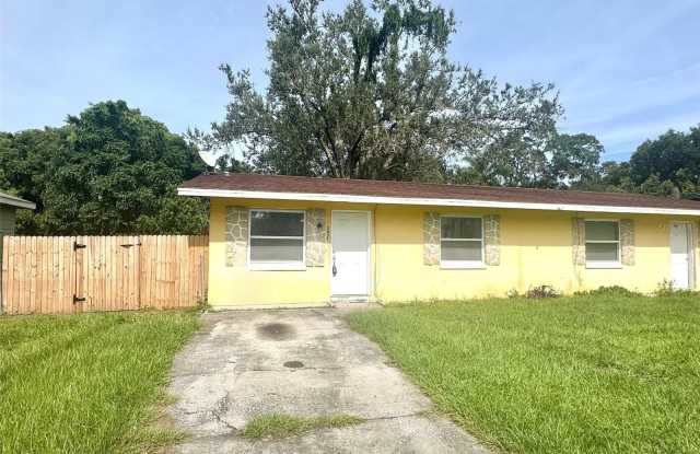 2437 S MILLS AVENUE photos photos