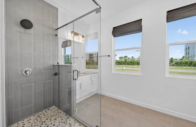 Beautiful Dream Home in Cape Coral! 4 Bedrooms, 3 Bathrooms!!! Gallery 4