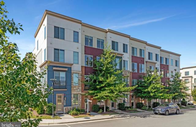 4810 GARDEN VIEW Lane - 4810 Garden View Lane, Chantilly, VA 20151