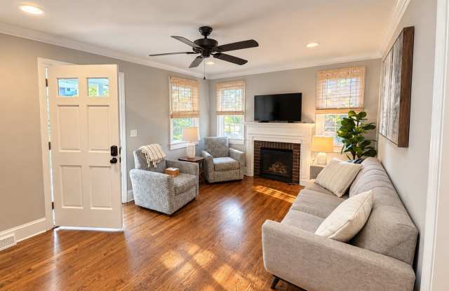 Charming Greenville Home Just Minutes from Downtown! Gallery 3