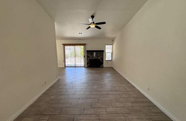 4615 Split Rock Dr Gallery 3