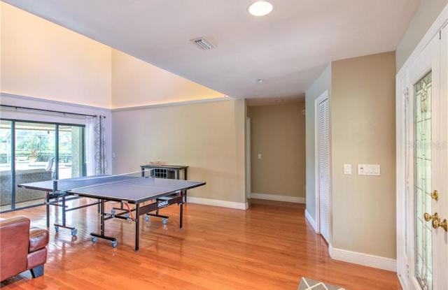 13906 CAPTAINS REEF COURT Gallery 4