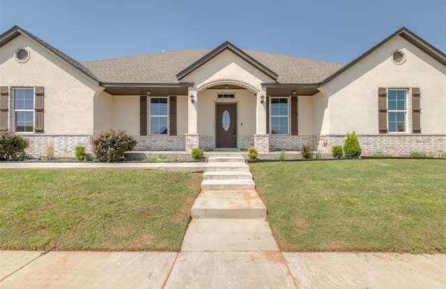 2313 E Kellan Court Terrace Gallery 2
