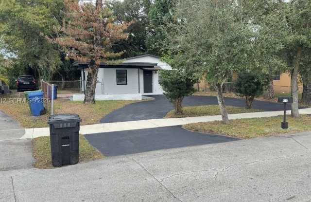 404 NW 21st Ter photos photos