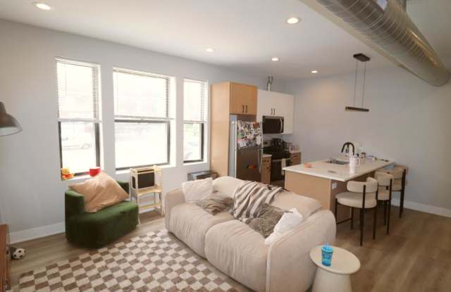 2401 North Kedzie Blvd. photos photos