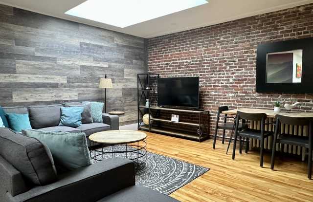 120 Main St Gallery 2