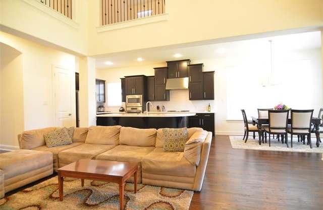 7266 Clementine Drive Gallery 4