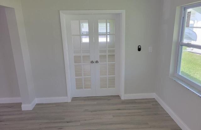 1915 SW 17th Avenue SW Gallery 4