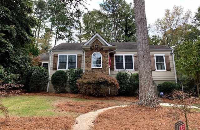585 Highland Avenue - 585 Highland Avenue, Athens, GA 30606