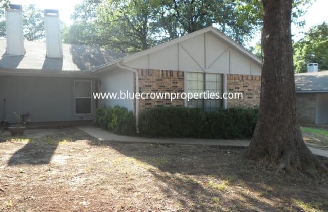 9 Shady Valley Ct - 9 Shady Valley Court, Mansfield, TX 76063