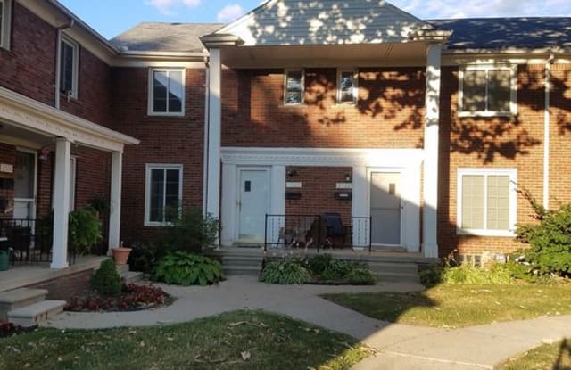 2524 Galpin Ave - 2524 Galpin Avenue, Royal Oak, MI 48073