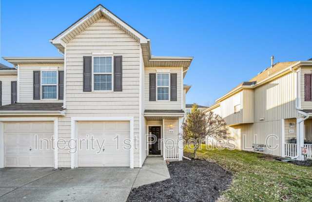 9127 N Dalton Ave Gallery 1