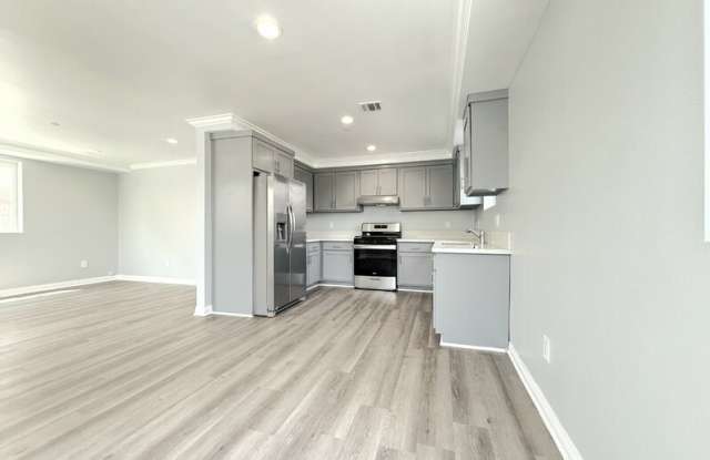 322 East 55th Street photos photos
