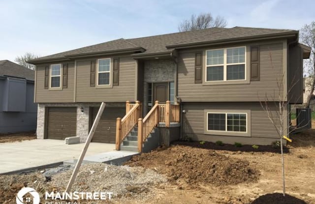 2822 North 101 Street - 2822 West 101st Terrace, Kansas City, KS 66109