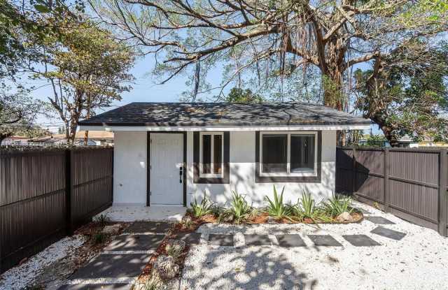 1045 NW 55th Ter photos photos