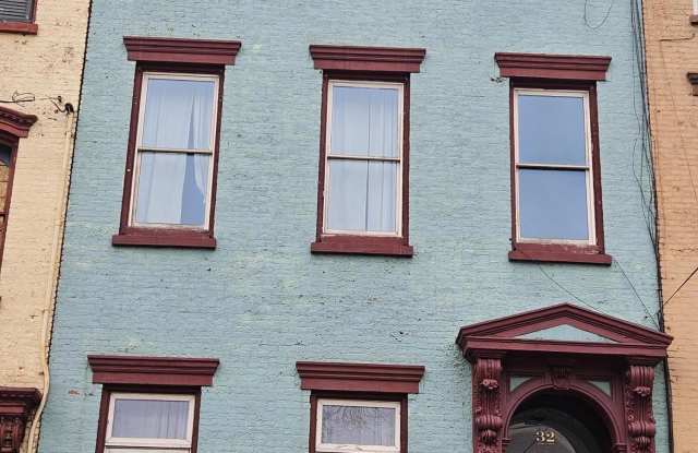 32 1st Street photos photos