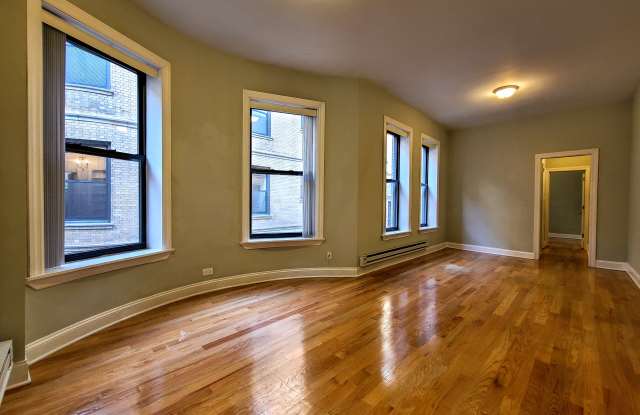 1216 N Dearborn St photos photos