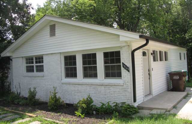 Charming 3 Bedroom, 1 Bathroom Home photos photos Charming 3 Bedroom, 1 Bathroom Home photos photos