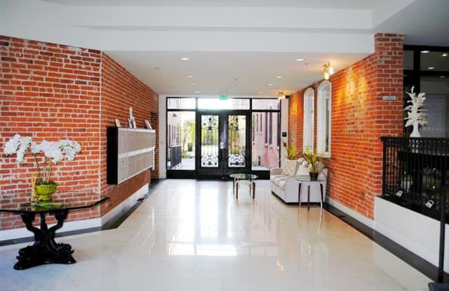 Brownstone Lofts Gallery 2