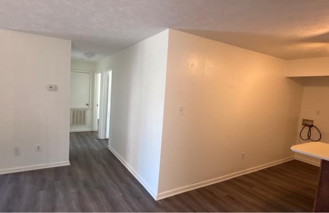 6408 Starbrook Drive UNIT 1 Gallery 4