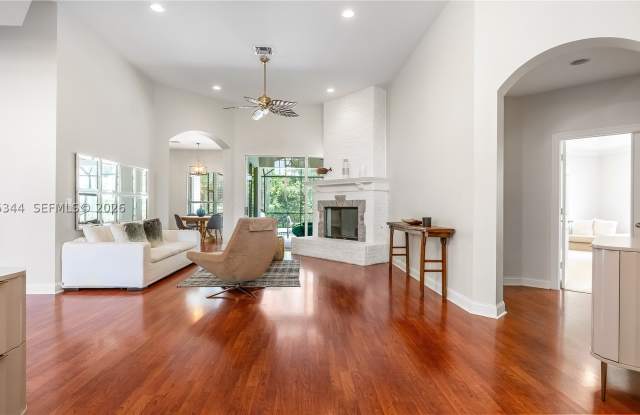 11859 Sanbourn Ct Gallery 3