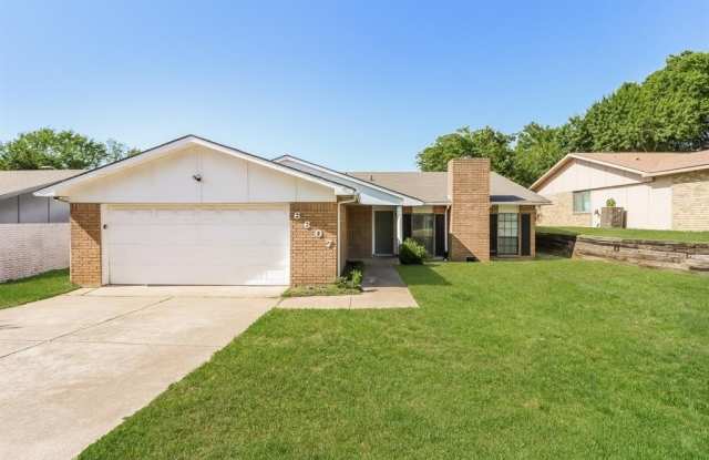 6607 Forestview Drive - 6607 Forestview Drive, Arlington, TX 76016