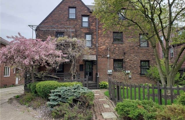 2870 Ludlow Road - 2870 Ludlow Road, Cleveland, OH 44120