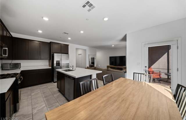 1543 Eliana Crossing Place Gallery 2
