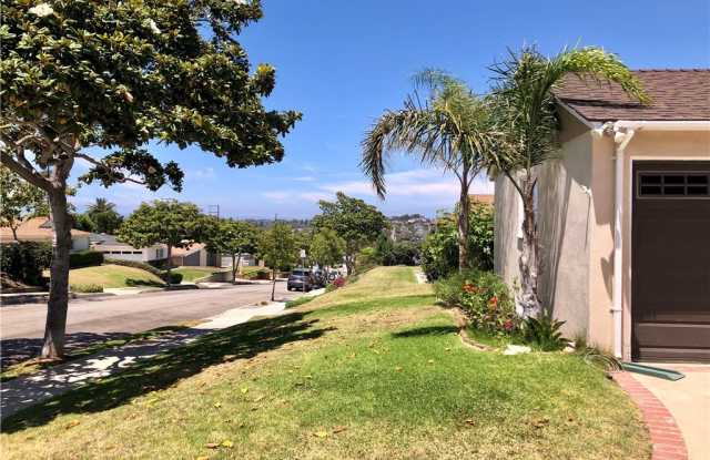 23402 Susana Avenue Gallery 2