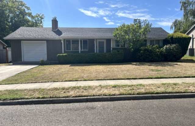 Charming 3-Bedroom Home with Private Backyard in Beaverton! Gallery 1