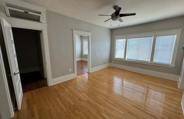 Alamitos Avenue (925) Gallery 3