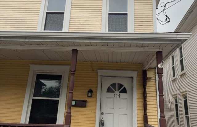 114 S KENTUCKY Avenue photos photos